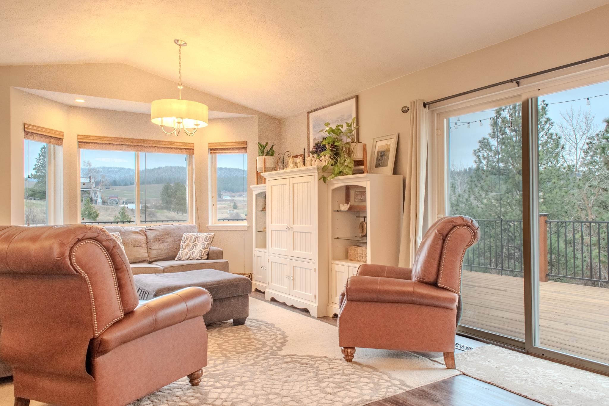 14420 East Meadows Road Mica, WA 99023 - Photo 15 of 32