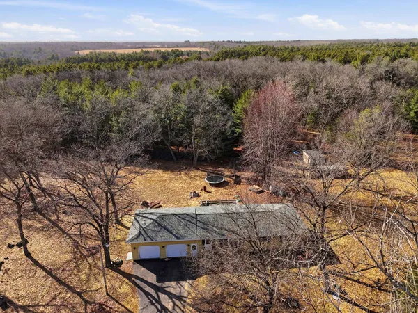 $210,000 | N4667 County Rd A, Oxford, WI 53952