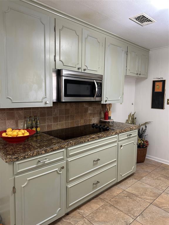 405 North Elm Street Comanche, TX 76442 - Photo 6 of 30