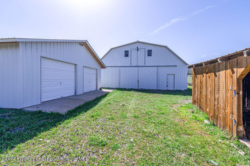 47417 KE Road Mesa, CO 81643 - Photo 15 of 40 a view of a backyard