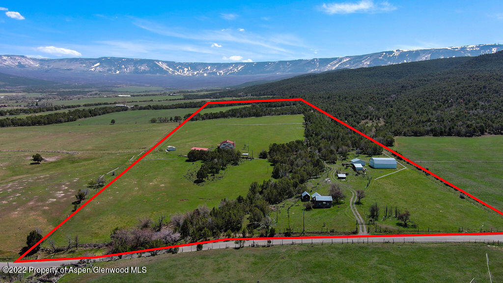 47417 KE Road Mesa, CO 81643 - Photo 22 of 40 a view of a lush green field