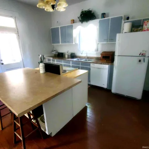 $184,000 | 227 South 7th Street, Vincennes, IN 47591