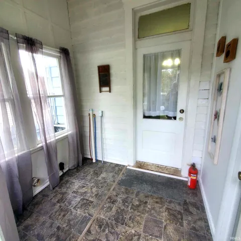 $184,000 | 227 South 7th Street, Vincennes, IN 47591