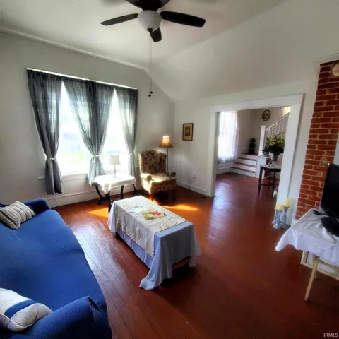 $184,000 | 227 South 7th Street, Vincennes, IN 47591