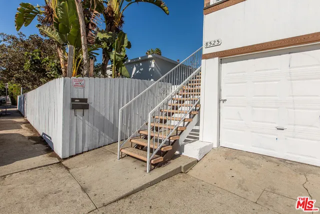 $3,599 | 8525 Cadillac Avenue, Los Angeles, CA 90034