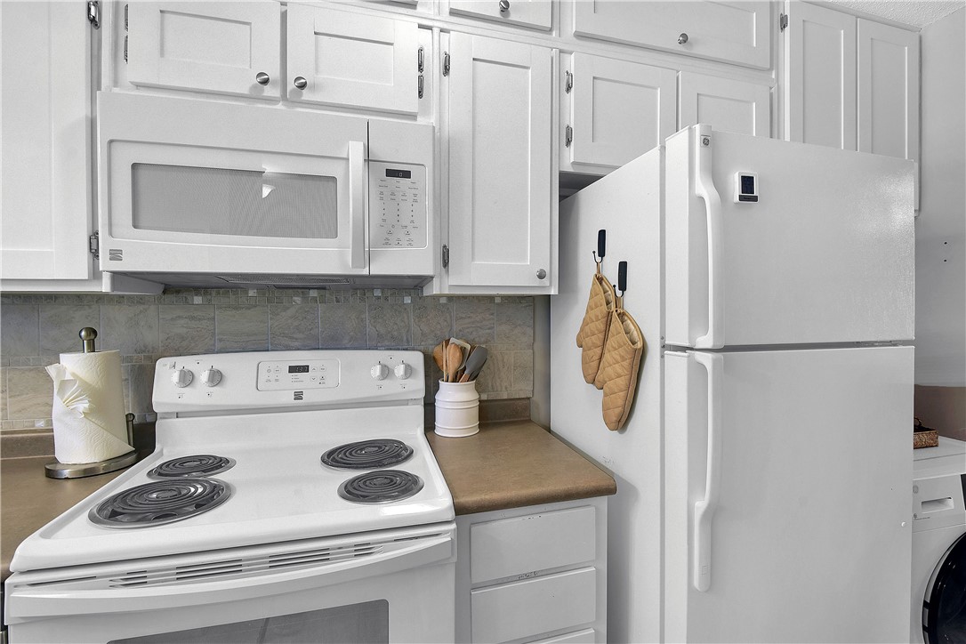 425 Magnolia Avenue, Unit C St. Simons Island, GA 31522 - Photo 14 of 24