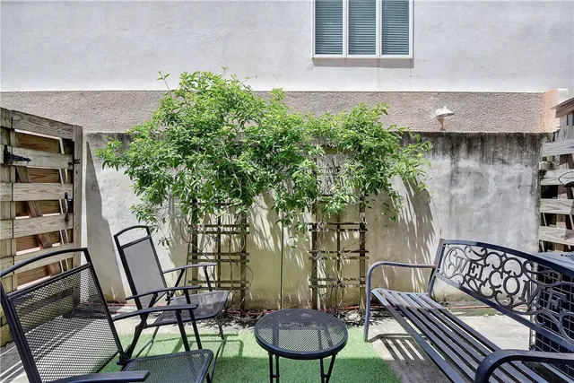 $410,000 | 425 Magnolia Avenue, Unit C, St. Simons Island, GA 31522