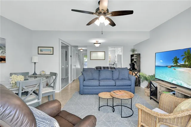 $410,000 | 425 Magnolia Avenue, Unit C, St. Simons Island, GA 31522