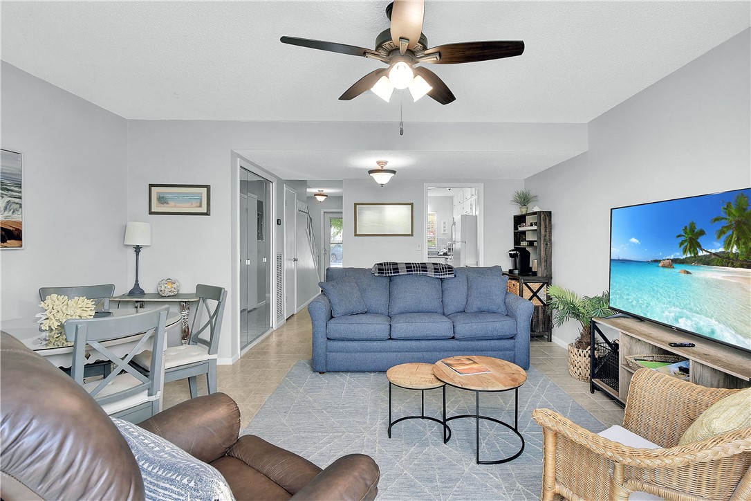 425 Magnolia Avenue, Unit C St. Simons Island, GA 31522 - Photo 9 of 24