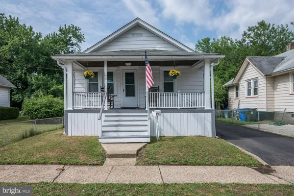 $324,999 | 130 Greenwood Avenue, Burlington, NJ 08016