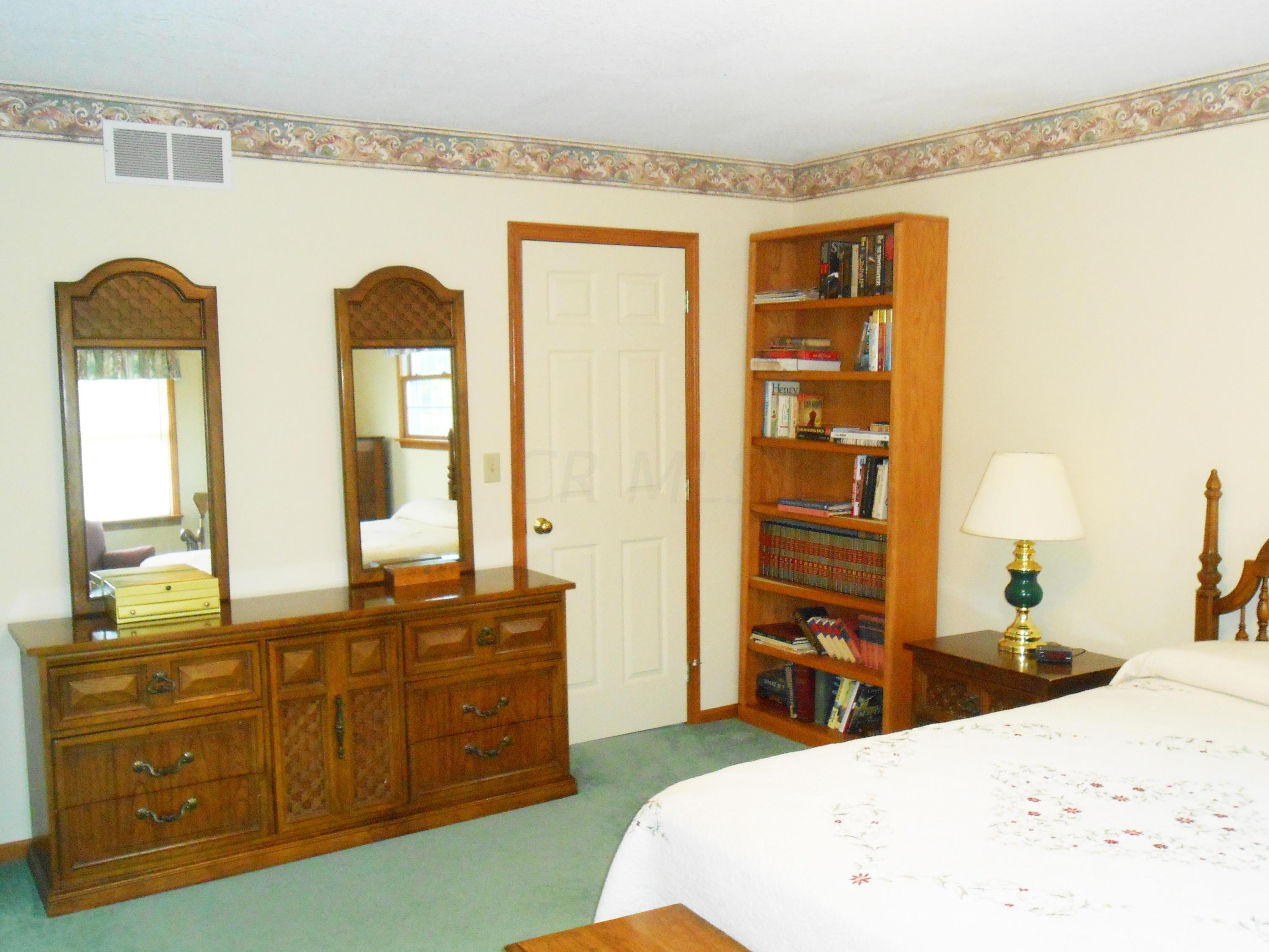 18402 Utica Road Utica, OH 43080 - Photo 26 of 27 Gallery Image 26