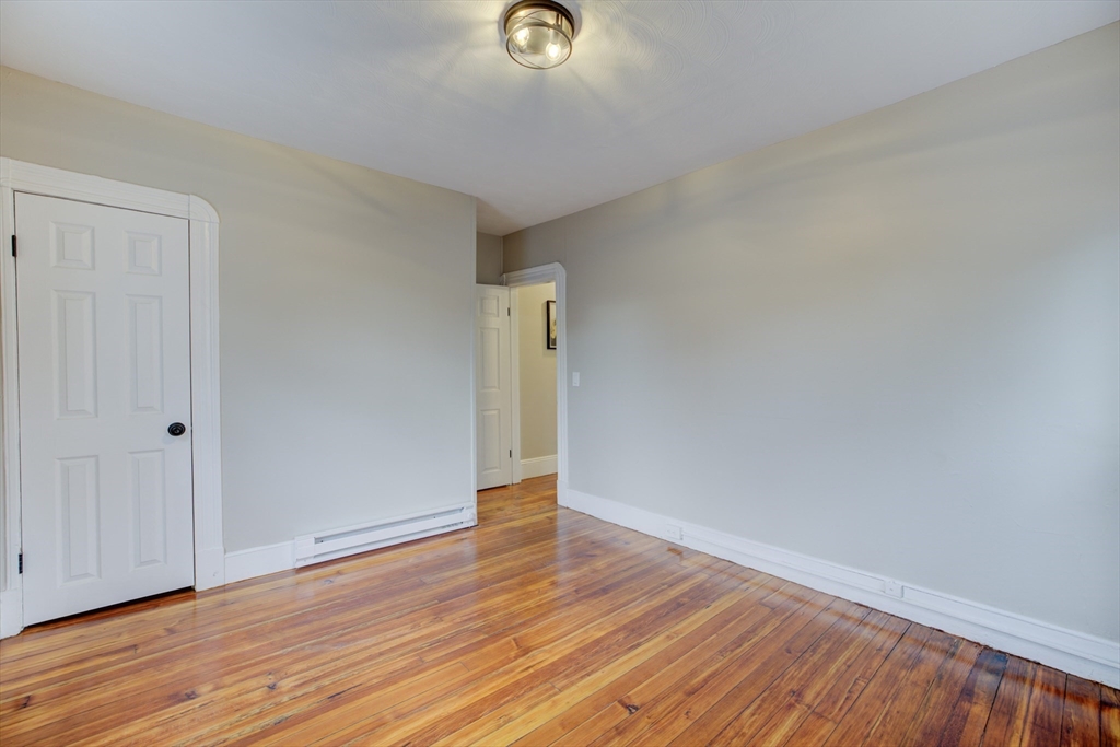 27 Ormond Street Springfield, MA 01108 - Photo 17 of 26