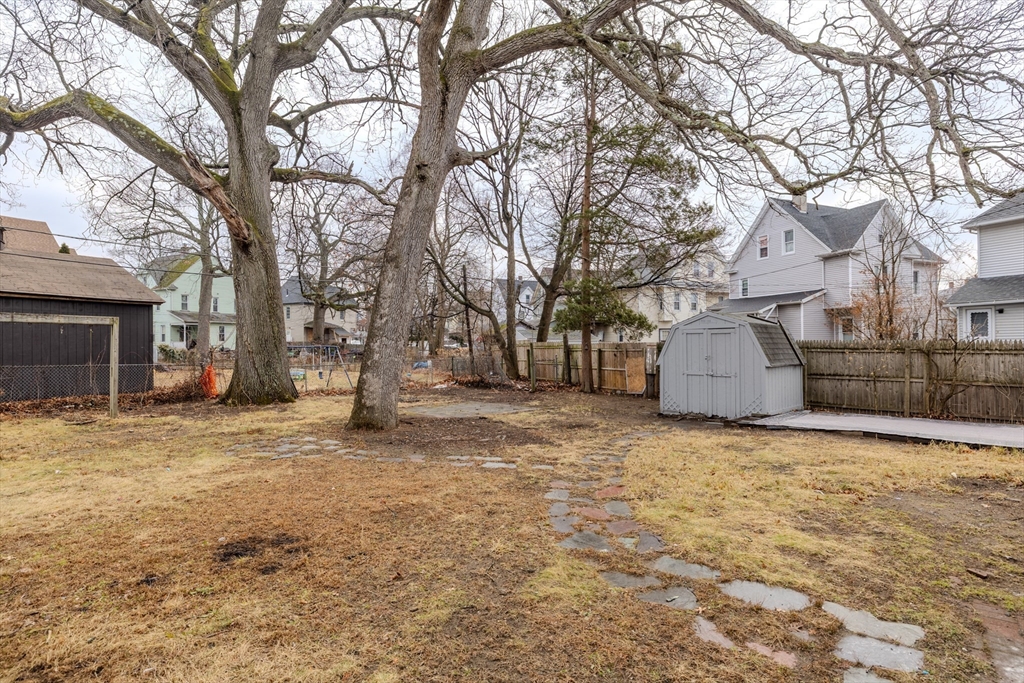 27 Ormond Street Springfield, MA 01108 - Photo 22 of 26