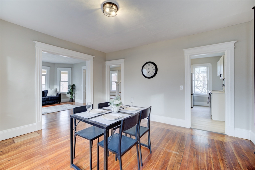 27 Ormond Street Springfield, MA 01108 - Photo 4 of 26