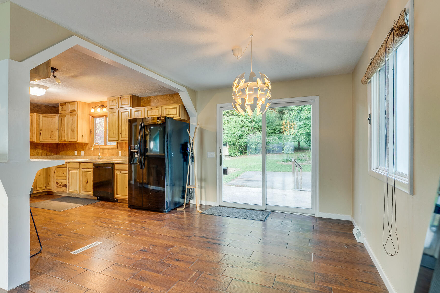 152 Rippling Run Road Kingsport, TN 37663 - Photo 12 of 47 012