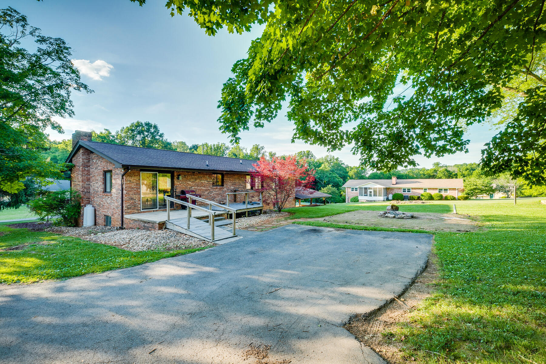 152 Rippling Run Road Kingsport, TN 37663 - Photo 38 of 47 039