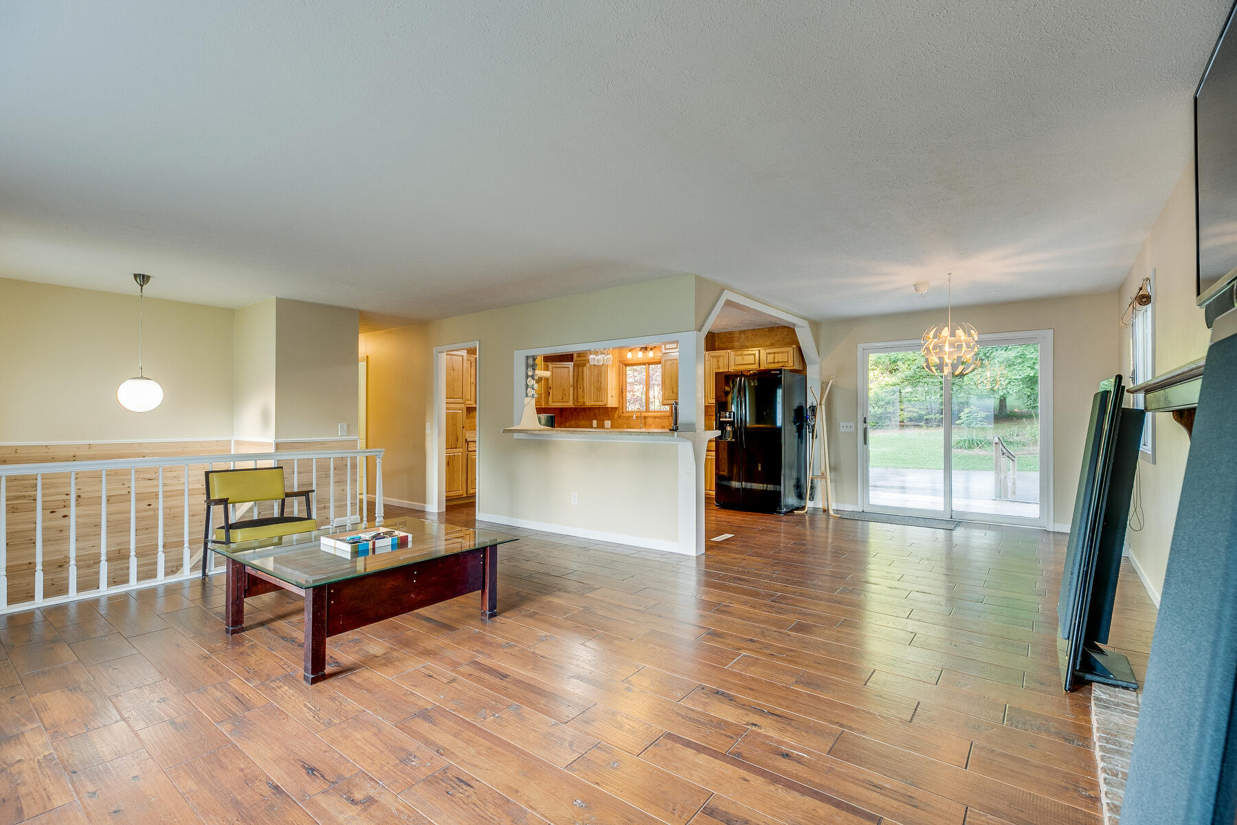 152 Rippling Run Road Kingsport, TN 37663 - Photo 10 of 47 010