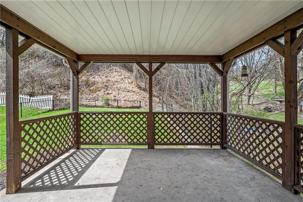 3033 Universal Road Pittsburgh, PA 15235 - Photo 25 of 30