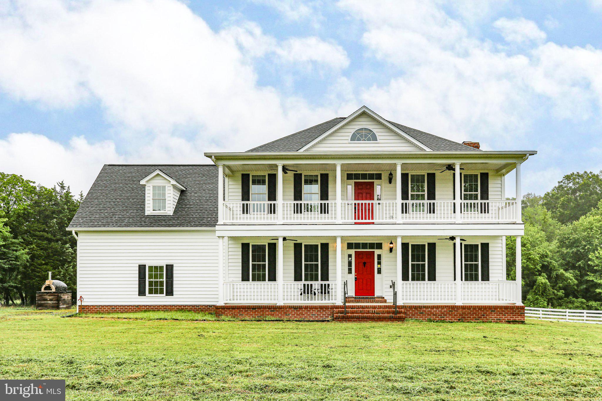6337 Louisianna Road Locust Grove, VA 22508 - Photo 1 of 75 a front view of a house with a yard
