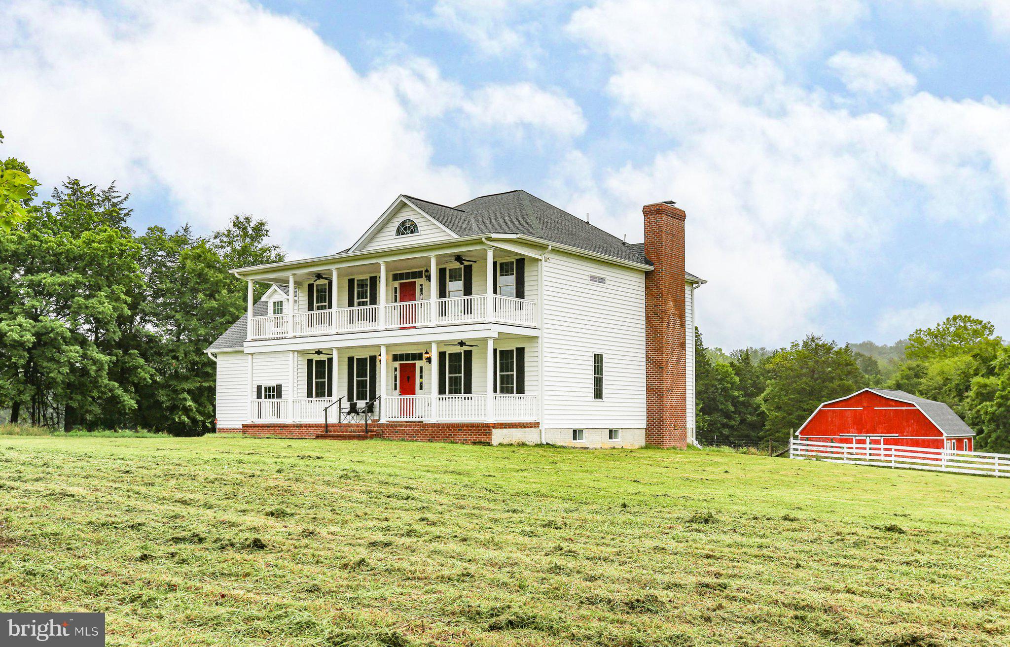 6337 Louisianna Road Locust Grove, VA 22508 - Photo 71 of 75 a front view of a house with garden