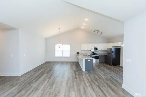 $2,500 | 1115 West Rangeview Circle, Bloomington, IN 47403