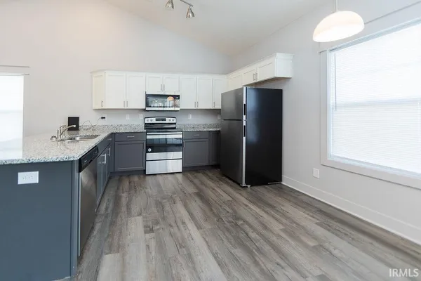 $2,500 | 1115 West Rangeview Circle, Bloomington, IN 47403