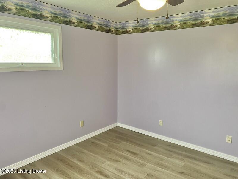 180 Meadowview Estates Road Clarkson, KY 42726 - Photo 24 of 27 3 Bed, 2 Bath Home for Sale in Kentucky, Home near Glendale & Blue Oval