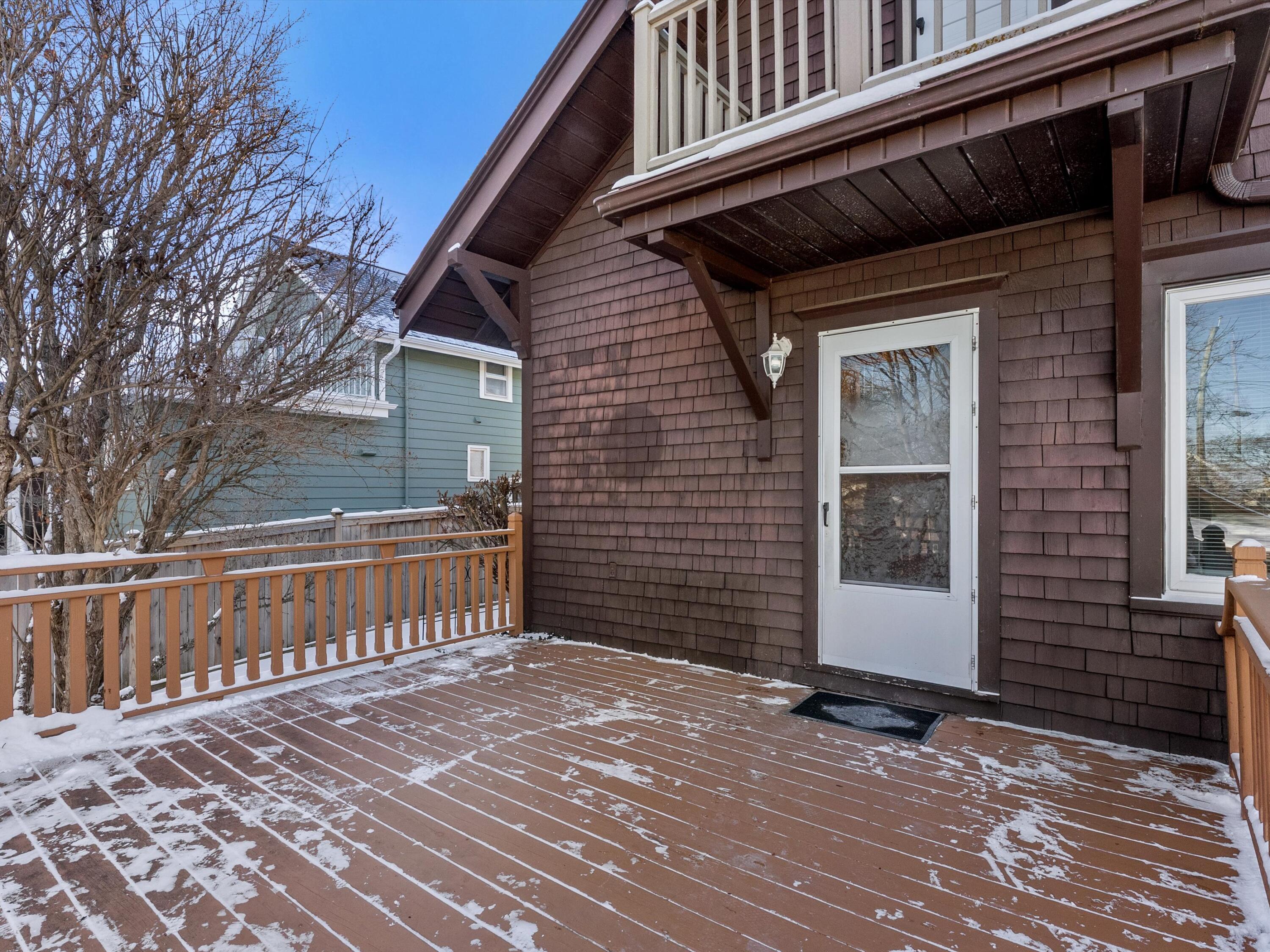 923 North 8th Street Manitowoc, WI 54220 - Photo 7 of 31 Back of house