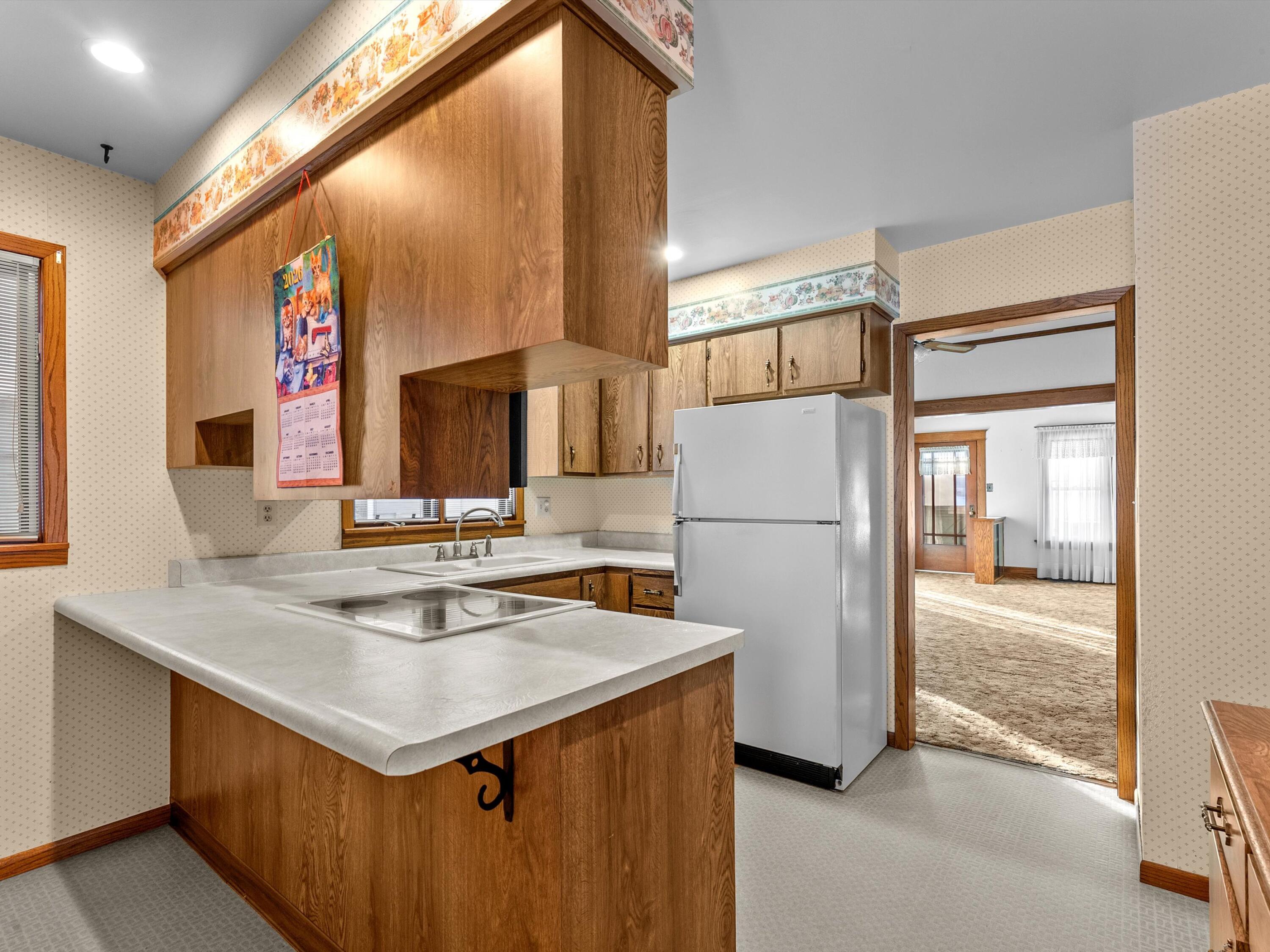 923 North 8th Street Manitowoc, WI 54220 - Photo 18 of 31 Kitchen