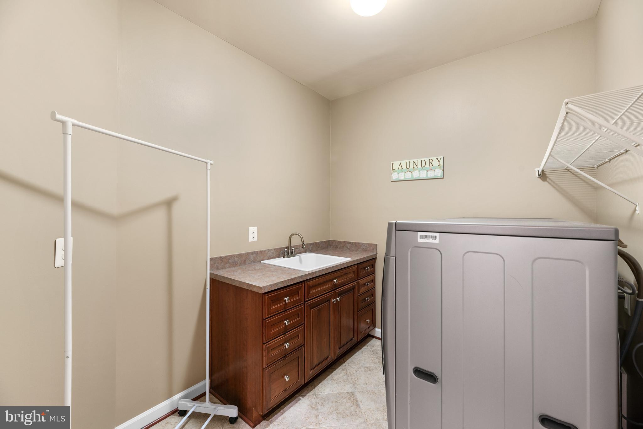 12063 Open Run Road Ellicott City, MD 21042 - Photo 32 of 80 Laundry Room
