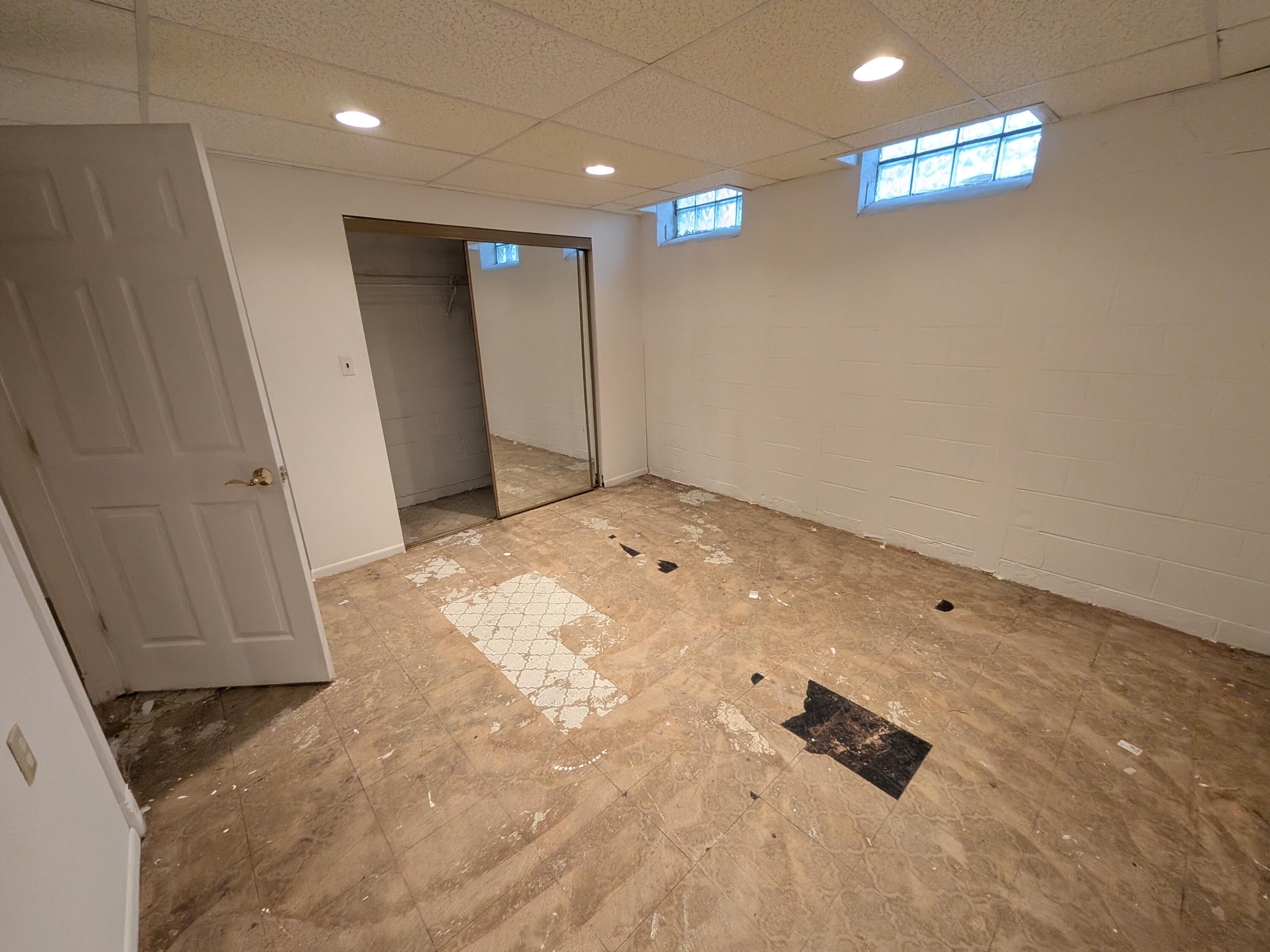 11235 Common Road Warren, MI 48093 - Photo 16 of 21 PXL_20260113_174145898