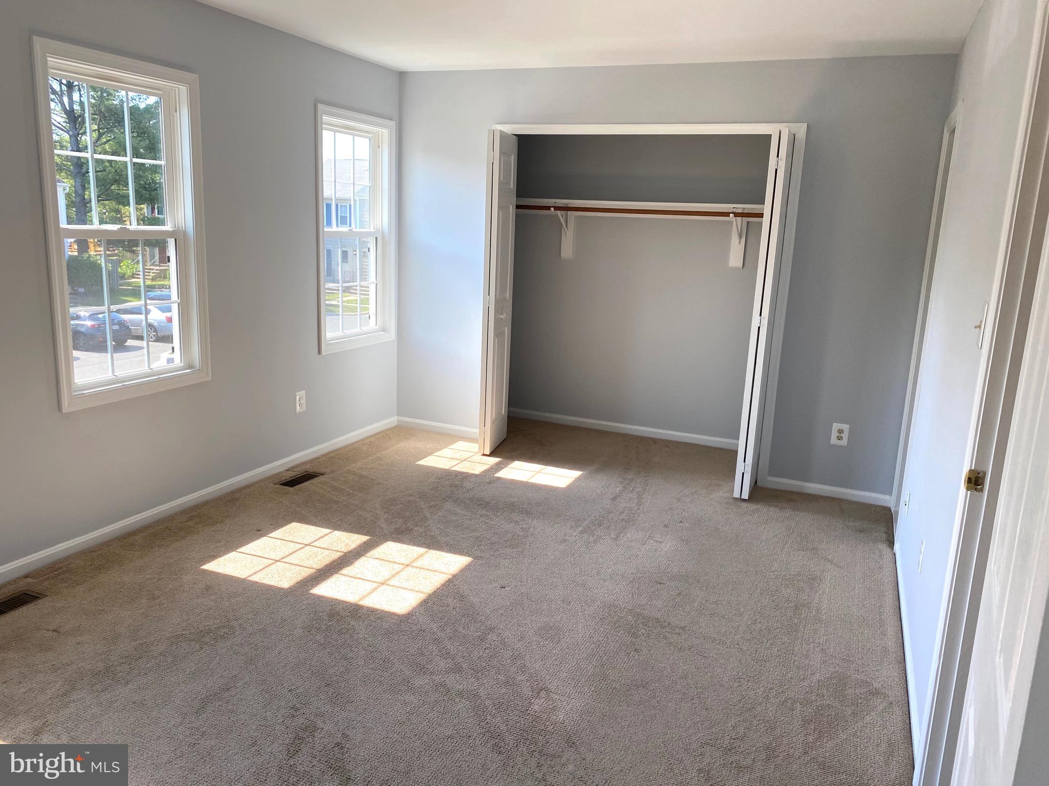 8081 Barcarole Court Springfield, VA 22153 - Photo 25 of 64 an empty room with windows