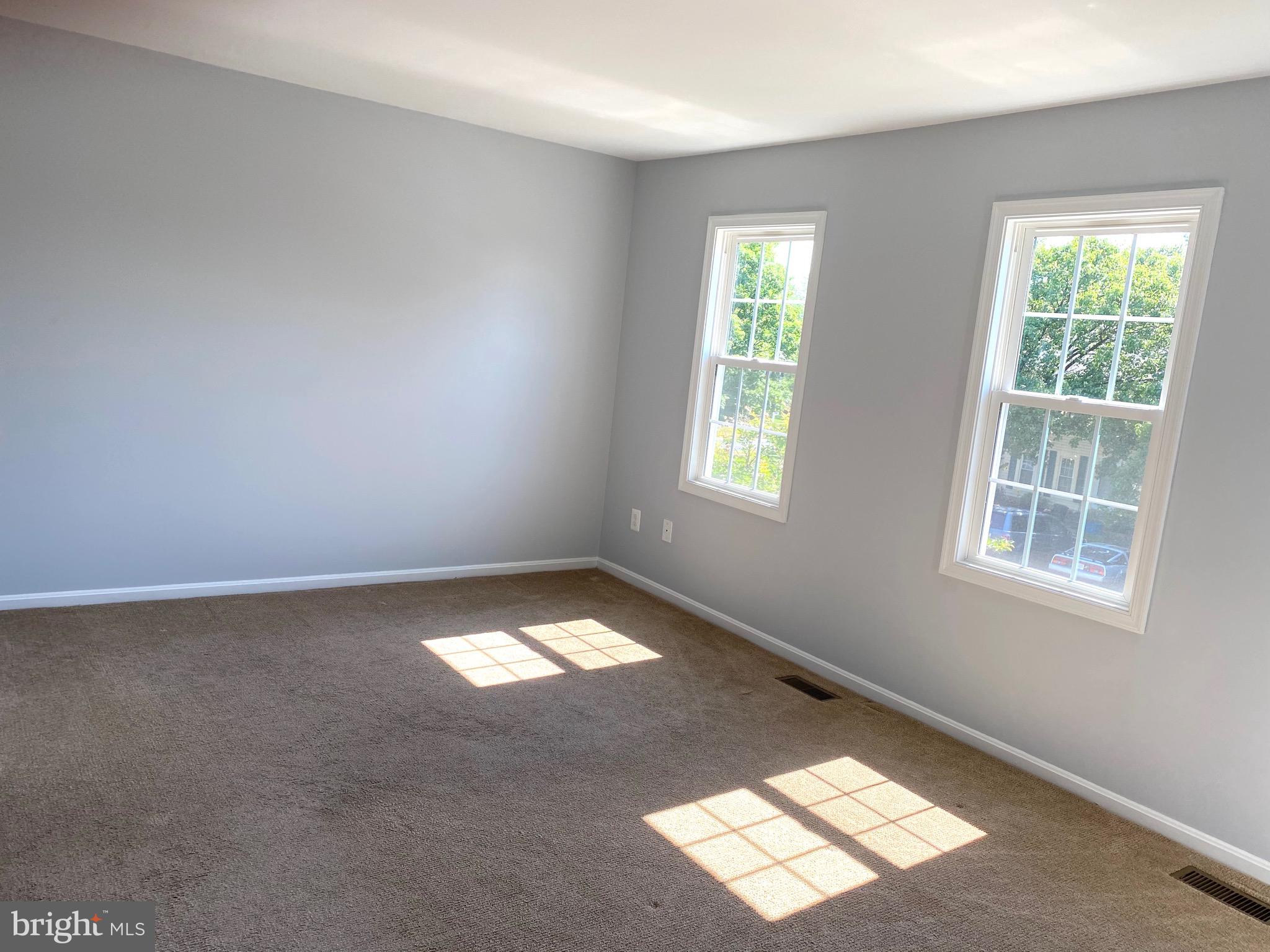 8081 Barcarole Court Springfield, VA 22153 - Photo 28 of 64 an empty room with a window