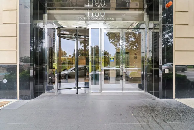 $415,000 | 1160 South Michigan Avenue, Unit 2502, Chicago, IL 60605