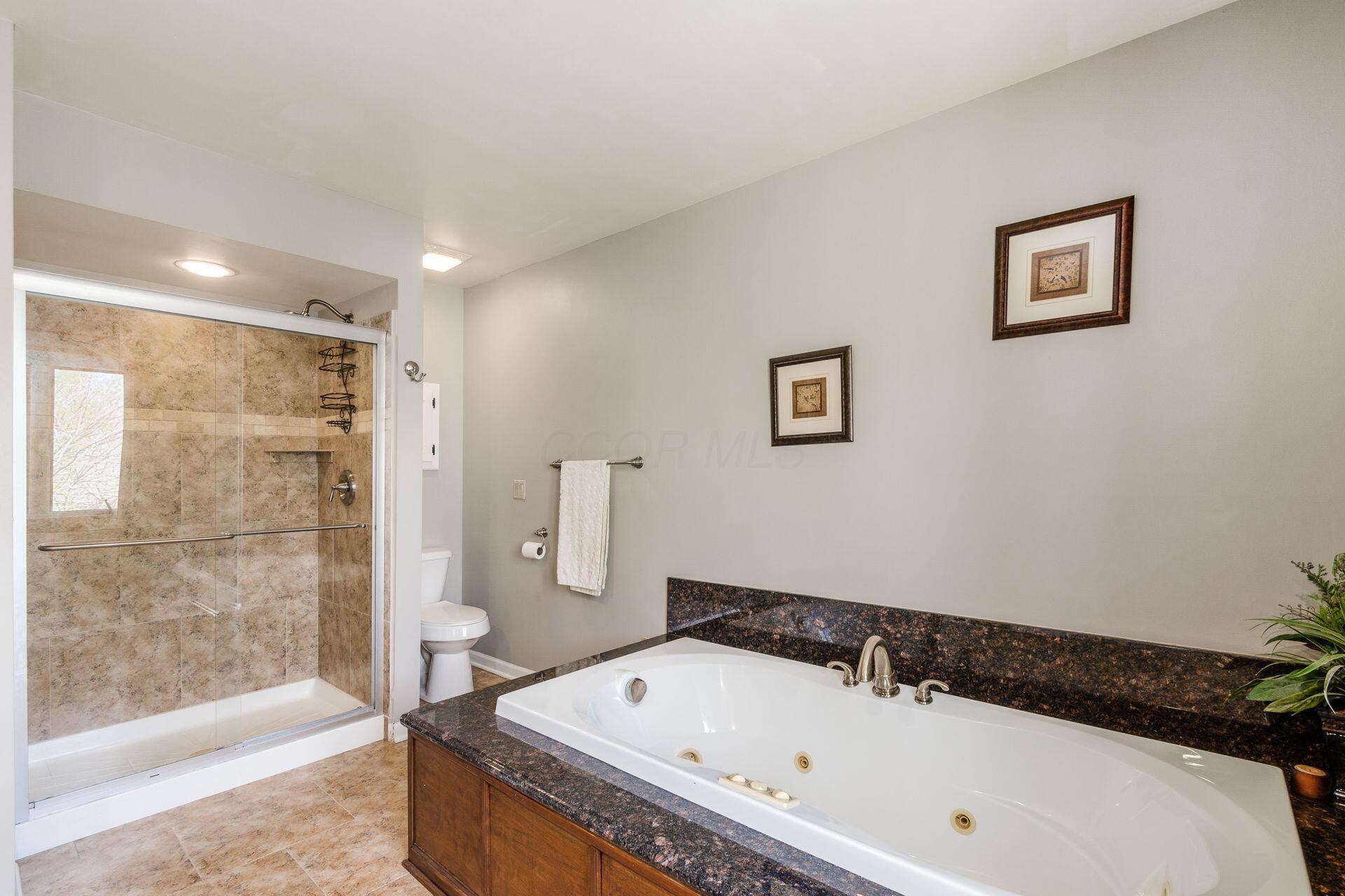4651 Coach Road Columbus, OH 43220 - Photo 25 of 54 035_ Rd Columbus OH 43220 USA