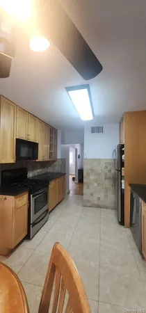 $4,200 | 79-20 150th Street | Kew Gardens Hills