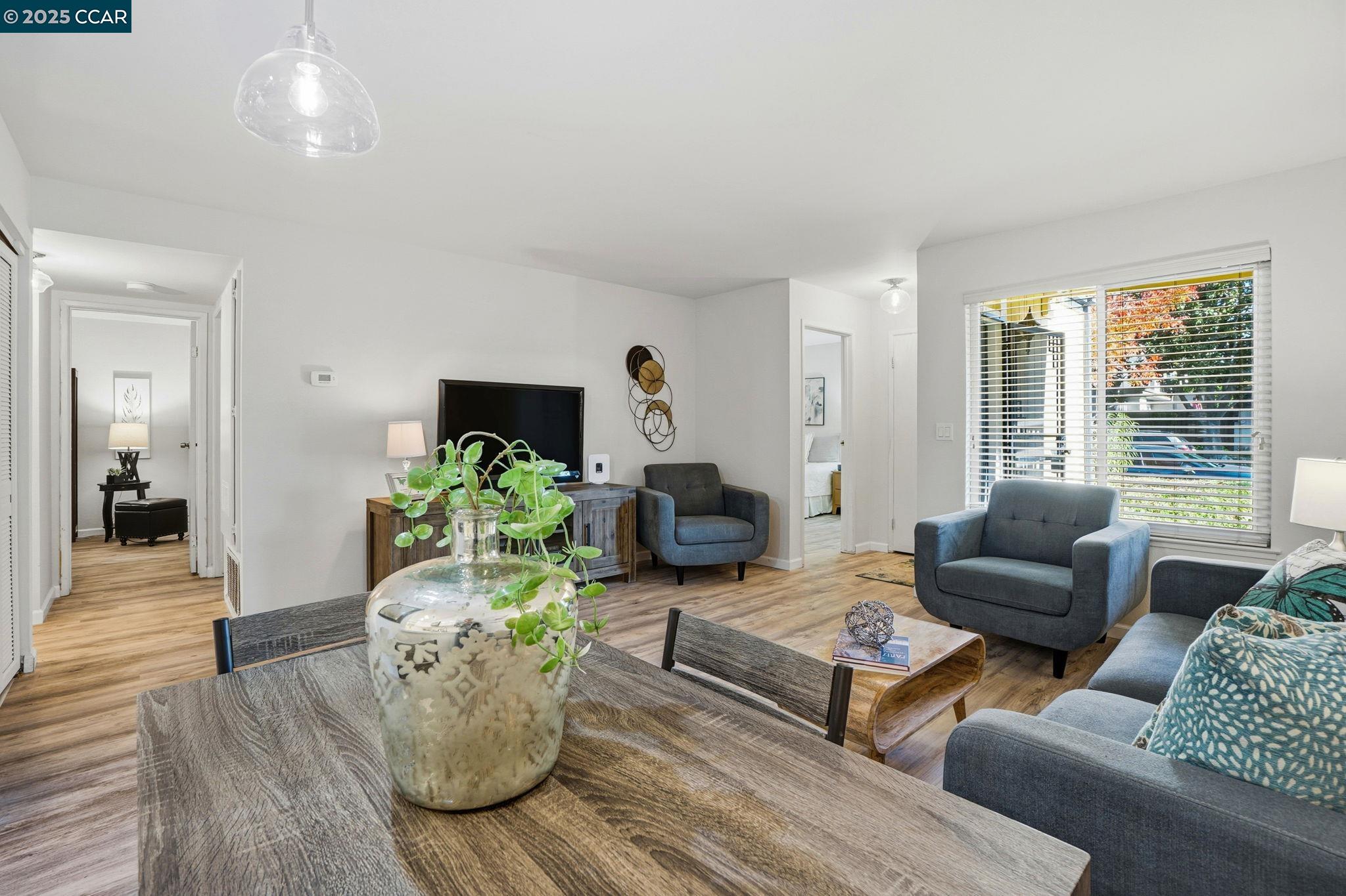 1520 Schenone Court, Unit 7 Concord, CA 94521 - Photo 13 of 35