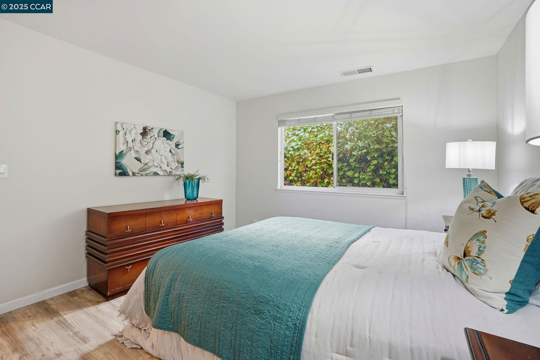 1520 Schenone Court, Unit 7 Concord, CA 94521 - Photo 18 of 35