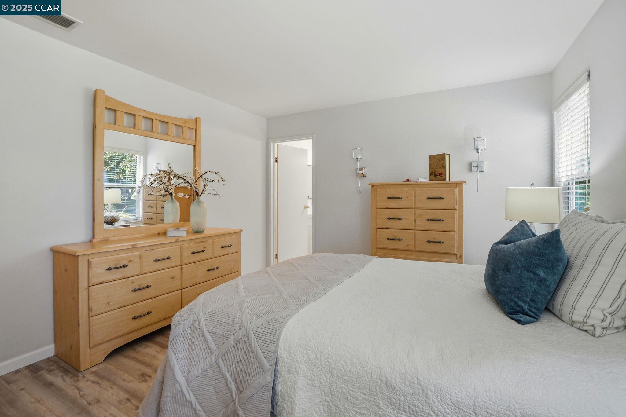 1520 Schenone Court, Unit 7 Concord, CA 94521 - Photo 22 of 35