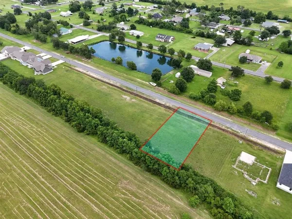 $32,500 | 9 Oaks Dr Lake, Lake Charles, LA 70607