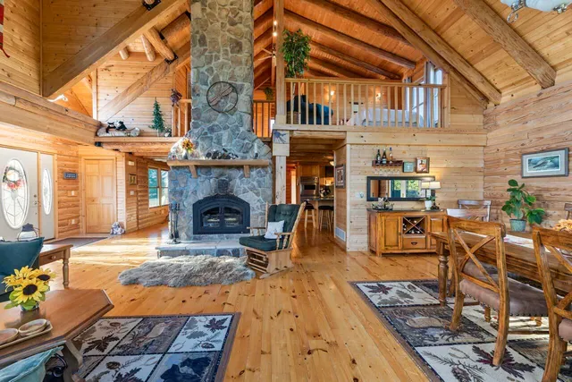 $875,000 | 18508 128th Street, Bristol, WI 53104