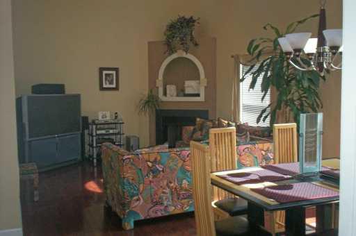 1140 Old Farm Road Lawrence, PA 15055 - Photo 2 of 8 Gallery Image 2