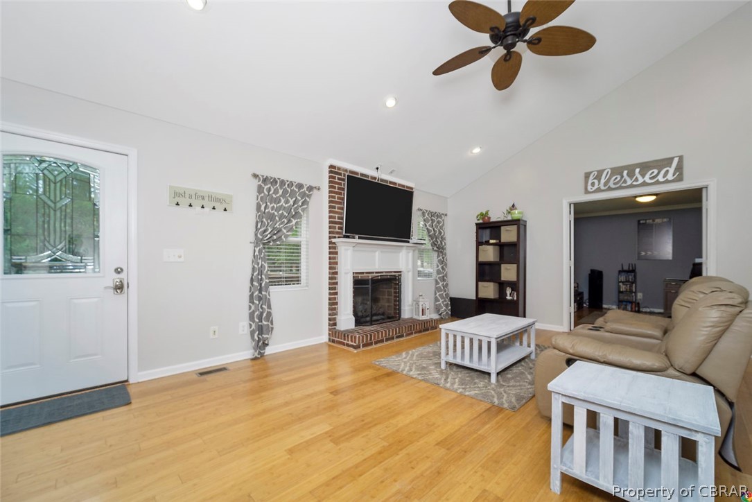 7767 Ark Road Gloucester, VA 23061 - Photo 5 of 33 Gallery Image 5