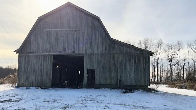 2029 Perry Highway Volant, PA 16156 - Photo 25 of 30 a backyard of a house