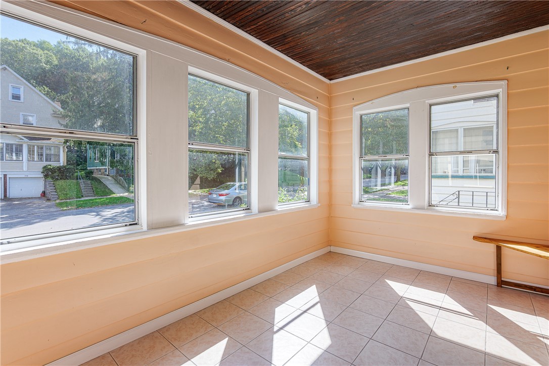 329 Field Street Rochester, NY 14620 - Photo 7 of 46 Gallery Image 7