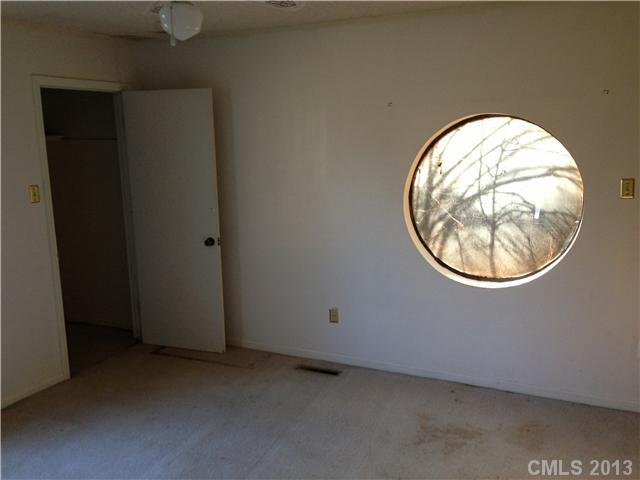 427 North Sharon Amity Road Charlotte, NC 28211 - Photo 4 of 7 Gallery Image 4