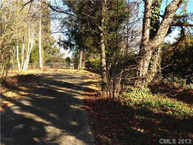 427 North Sharon Amity Road Charlotte, NC 28211 - Photo 7 of 7 Gallery Image 7