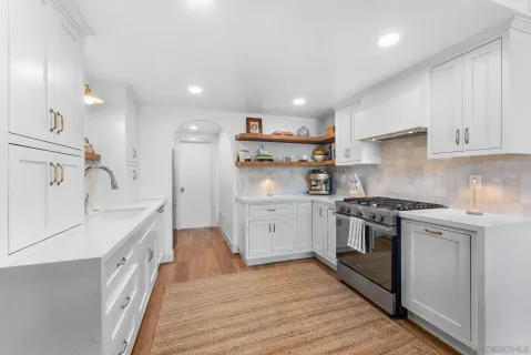 $1,799,000 | 144 Coop Court, Encinitas, CA 92024