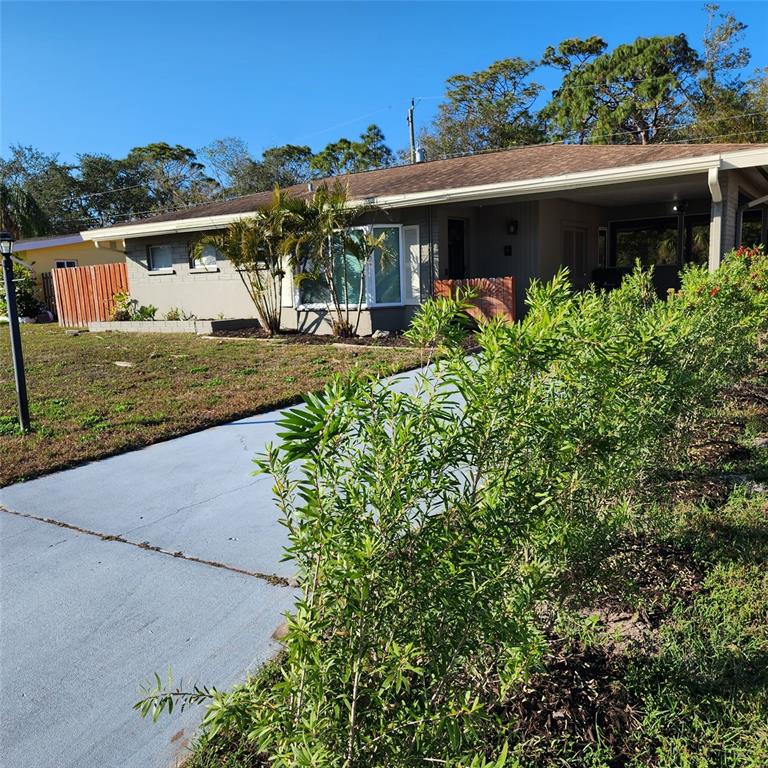 3925 Omega Lane Sarasota, FL 34235 - Photo 1 of 22