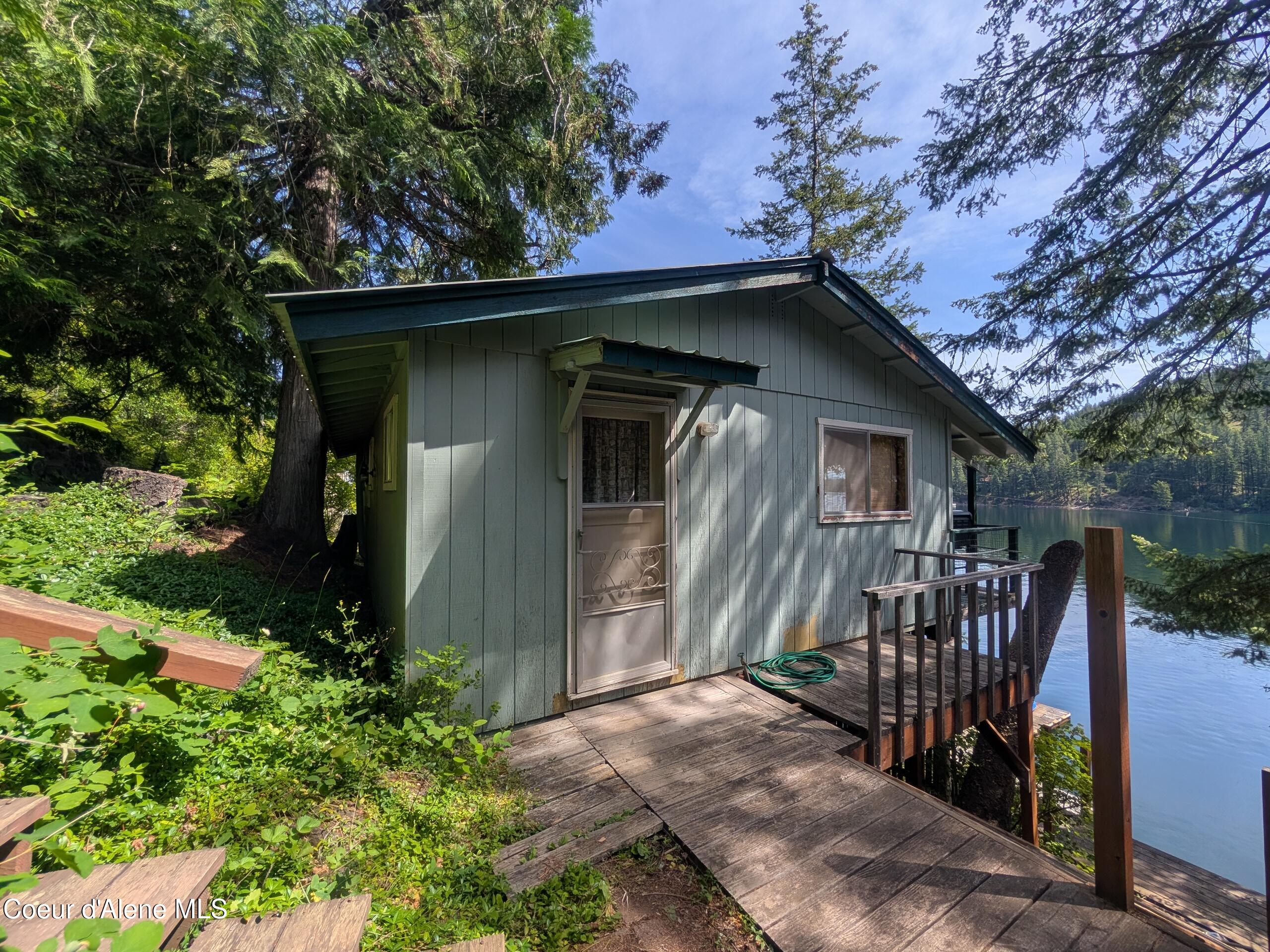 15902 West Spirit Lake Road Spirit Lake, ID 83869 - Photo 20 of 35 Cabin Entrance